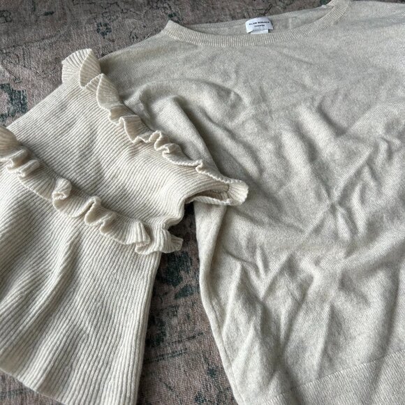 Club Monaco Sweaters - Club Monaco Cream Cashmere Sweater